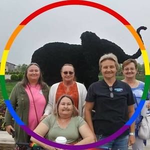 Meet your Posher, Faye